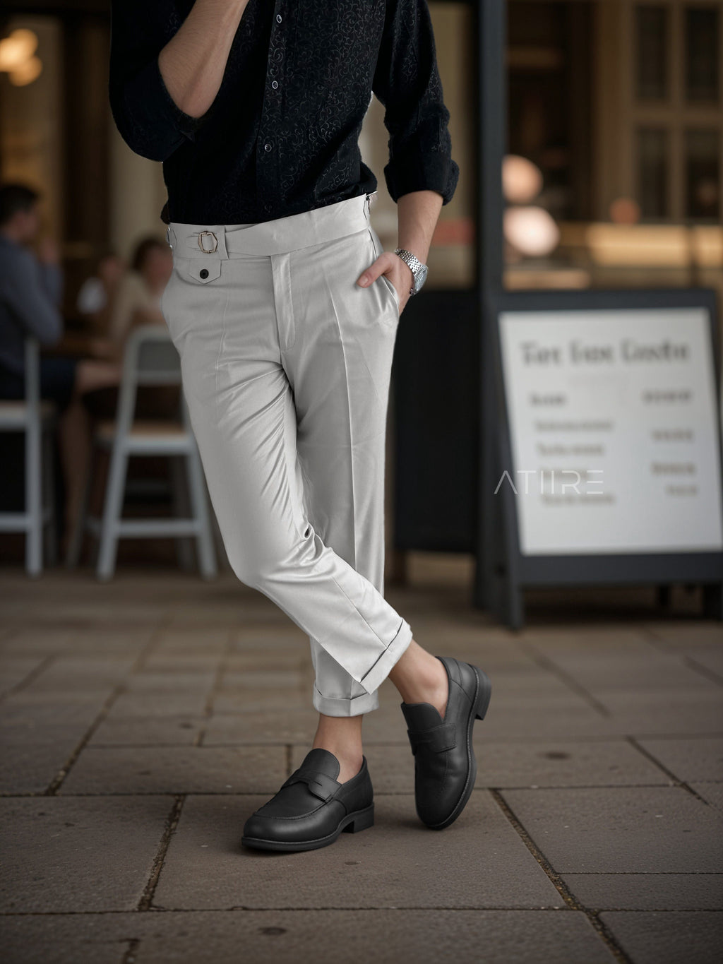 WHITE SINGLE PLEATED BUCKLE GURKHA PANTS