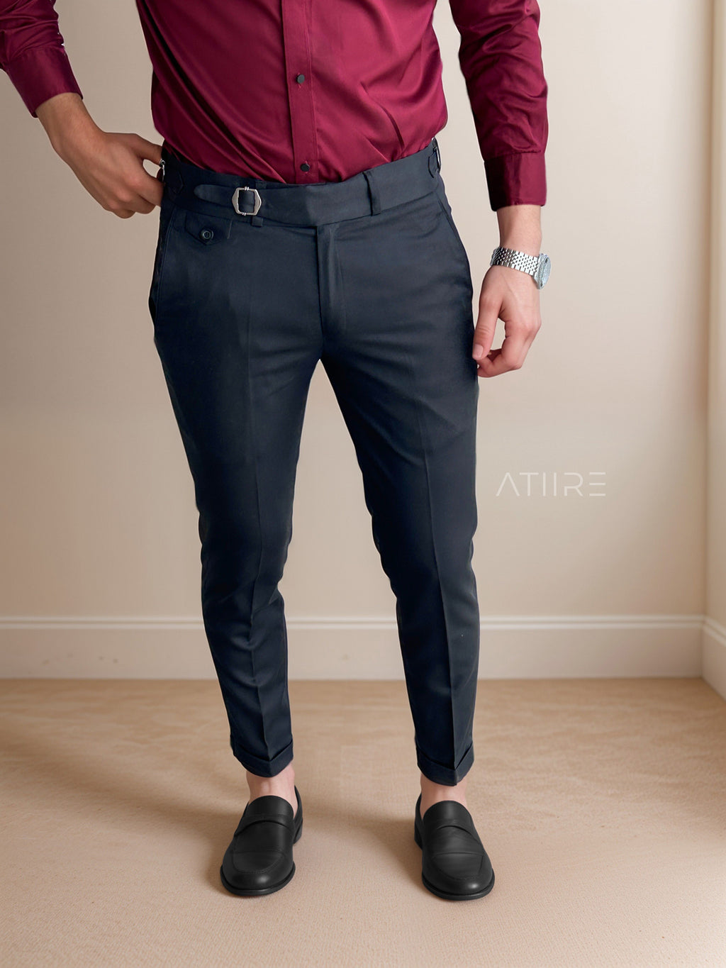 BLACK SINGLE PLEATED BUCKLE GURKHA PANTS